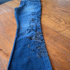 ❤️ Lucky Brand Jeans w/ Embroidery ❤️